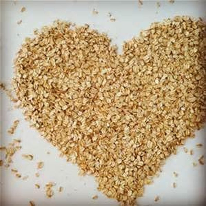 Colloidal Oatmeal Powder 32 oz - Gluten-Free Ingredient for Soap Making, Bath Bombs, Skincare & DIY Cosmetics