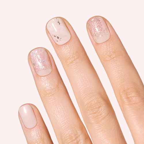 Dashing Diva Gloss Nail Strips - Crystal Clear - UV Free, Chip Resistant, Long Lasting Gel Stickers - Contains 32 Wraps, 1 Prep Pad, 1 File