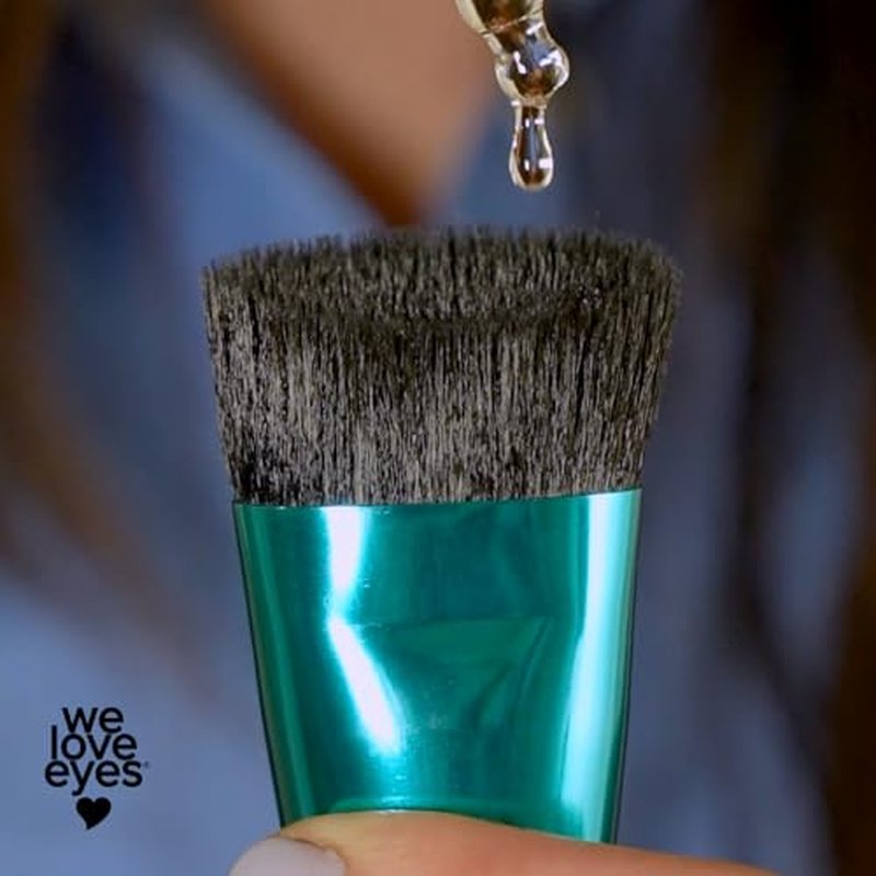We Love Eyes Lashfull Thinking¢ç lash + brow cleansing brush - limit unnecessary lash and brow loss when removing eye makeup