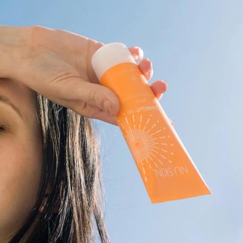 Nu Skin Sunright¢ç Face & Body Sunscreen SPF 50 | Broad-Spectrum UVA/UVB Protection | Non-Greasy & Water-Resistant Formula | Antioxidant-Infused | 3.4 fl. oz.