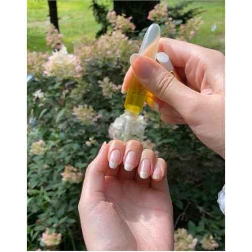 Bliss Kiss Refillable Cuticle Oil Pen for Nails - Empty 8 ml Squeeze Nail Oil Pen with brush applicator from 1-Pack