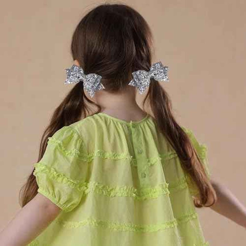 Glitter Christmas Sliver Hair Bows 4inch Shiny Sequins Bowknot Alligator Clips Barrettes Pins for Toddler Teens Baby Girls Kids Birthday New Year Wedding Xmas Party Accessories Gift