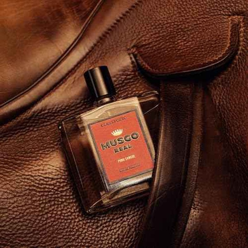 Claus Porto - Musgo Real Eau de Toilette Puro Sangue | Warm, Captivating, Daring | Woody, Leathery, Violet, Musk (100 mL | 3.4 fl oz)