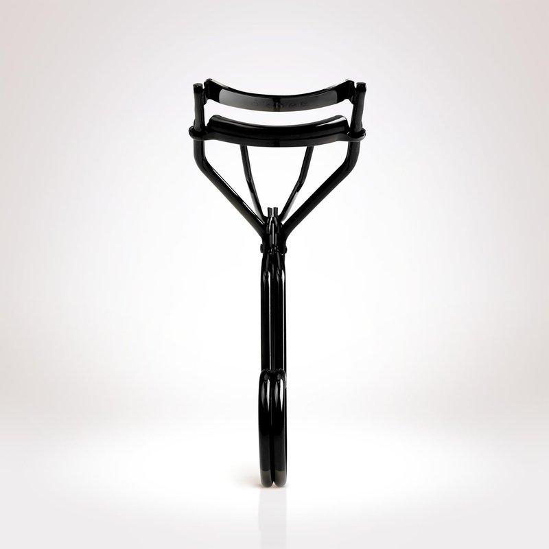 SOO ADOR okhee SO-OK Lash Curler 19.5 – No-Pinch Eyelash Curler with Gentle 19.5 Curve for Precise, Pain-Free Curling – Professional Lash Tool Designed by Korea’s Top Makeup Artist