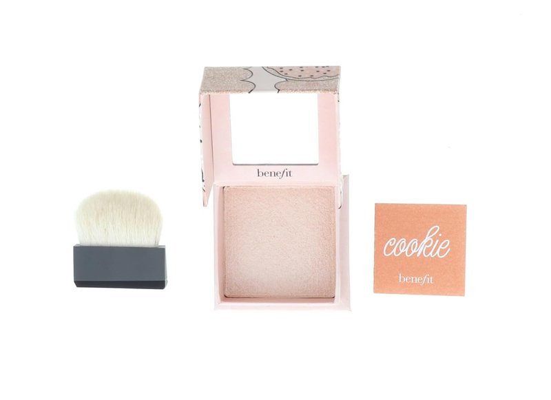 Benefit Cookie Powder Highlighter - Radiant Glow Makeup for All Skin Types