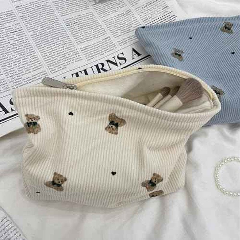 Corduroy Travel Makeup Bag with Bear Pattern, Cosmetic Bag for Purse Organizer, Toiletry Bag with Zipper For Women Travel Essentials(02Beige)
