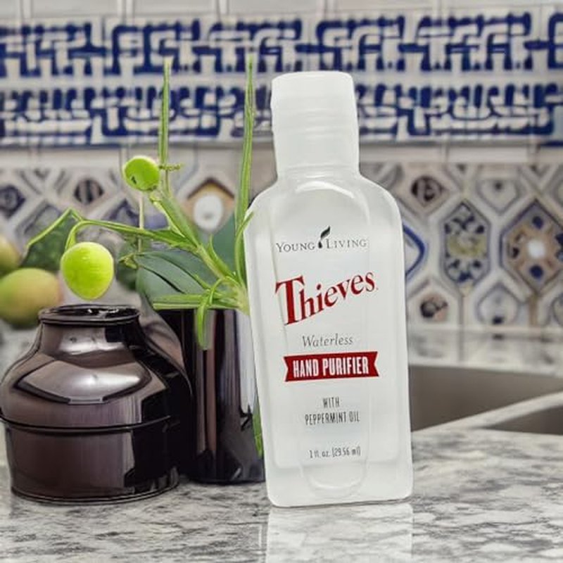 Young Living Thieves Waterless Hand Purifier with Peppermint Oil - Effective cleanser for the Whole Family - Promotes Good Hygiene with Soft Hands - 1oz x 6 Pack