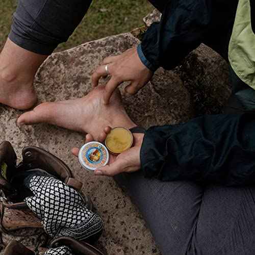 Badger Foot Balm, 100% Organic Foot Cream for Dry Cracked Heels and Feet, Fast Acting Foot Care for Women & Men, All-Natural Cracked Heel Treatment, 2 oz Tin