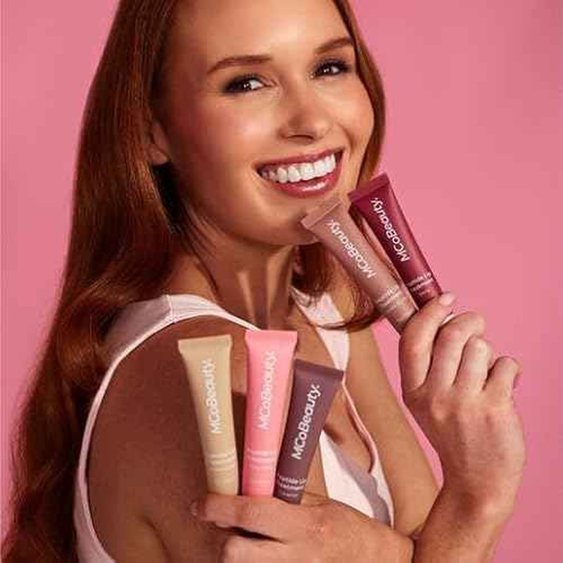 MCoBeauty - Peptide Treatment - High Gloss Lip Plumper with Peptides and Shea Butter - Sheer Pink Shade - Plumps and Smooths - Softens Appearance of Dry Lips - Stocking Stuffers