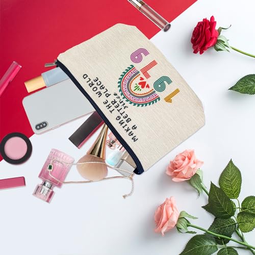 46th Birthday Gifts for Women Mom Her Makeup Bag, Funny Birthday Decorations Gift Ideas for 46 Year Old Grandma, Wife, Sister, Anniversary 1979 Gifts for Mothers Day, Christmas, Cosmetic Travel Bags