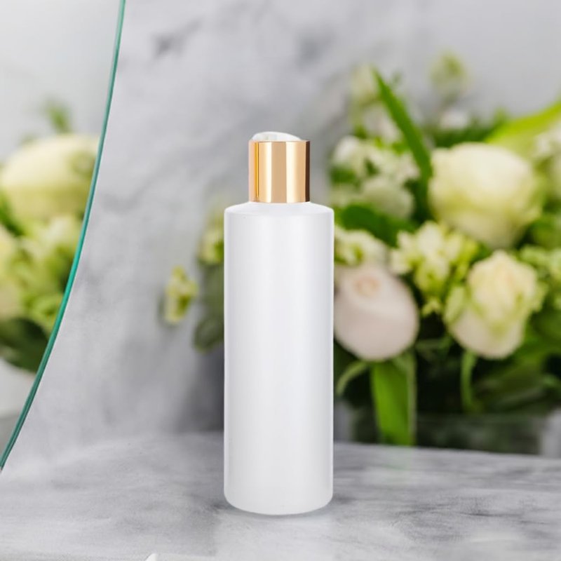 JUVITUS 8 oz Clear Natural Refillable Plastic Squeeze Bottle with Gold Metal Disc Cap (12 Pack)