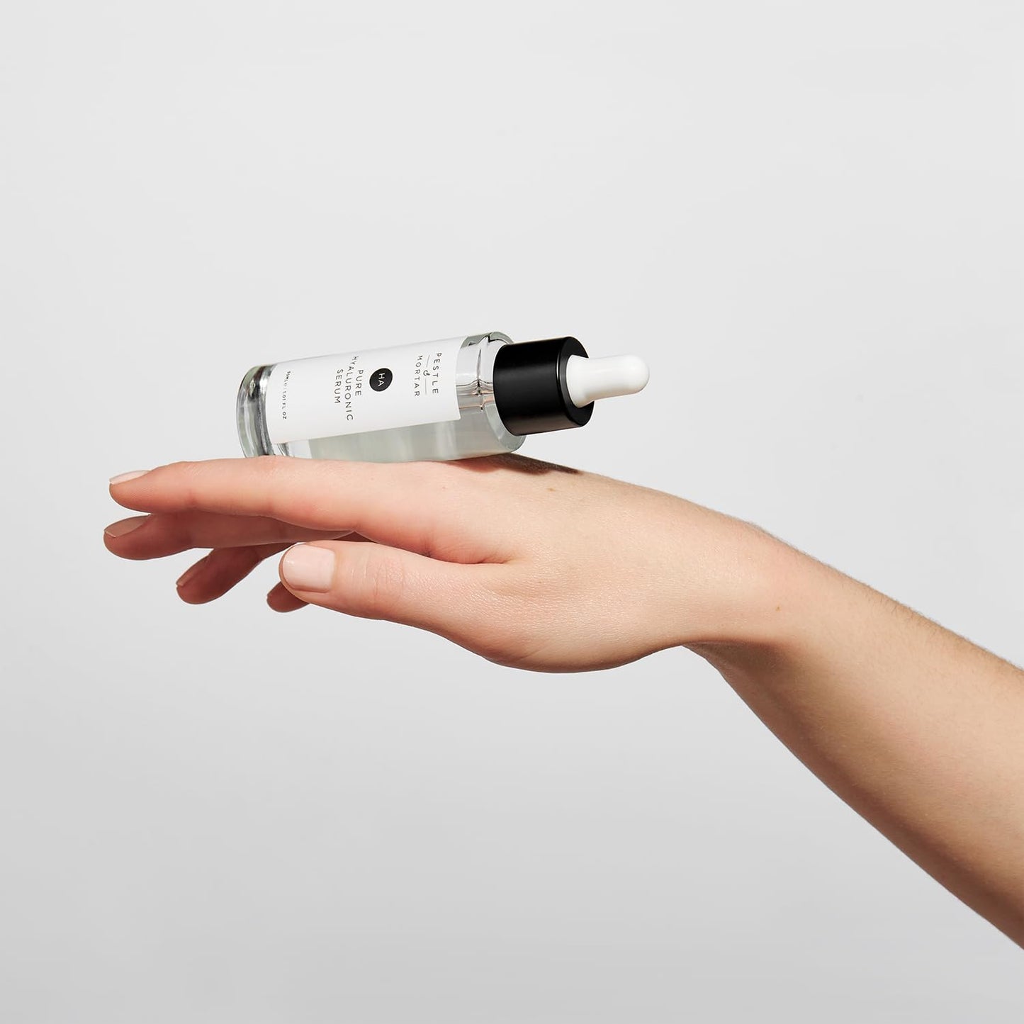 Pestle & Mortar 2% Pure Hyaluronic Acid Serum for Face, with Vitamin B5, Anti-Ageing, Hydrating Facial Moisturizer – Deep Hydration and Fragrance Free 30ml/1 oz