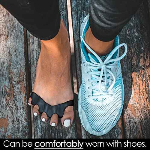 VYCE PrimalStep Toe Separators, Spreaders, Spacers, Straightener to Correct Toes for Men and Women, Bunion Corrector, Plantar Fasciitis and Athletic Mobility, S/M