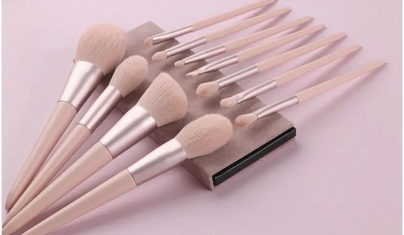 Pink MakeUP Brush Set with 11pcs brushes that includes the one MakeUP Sponge