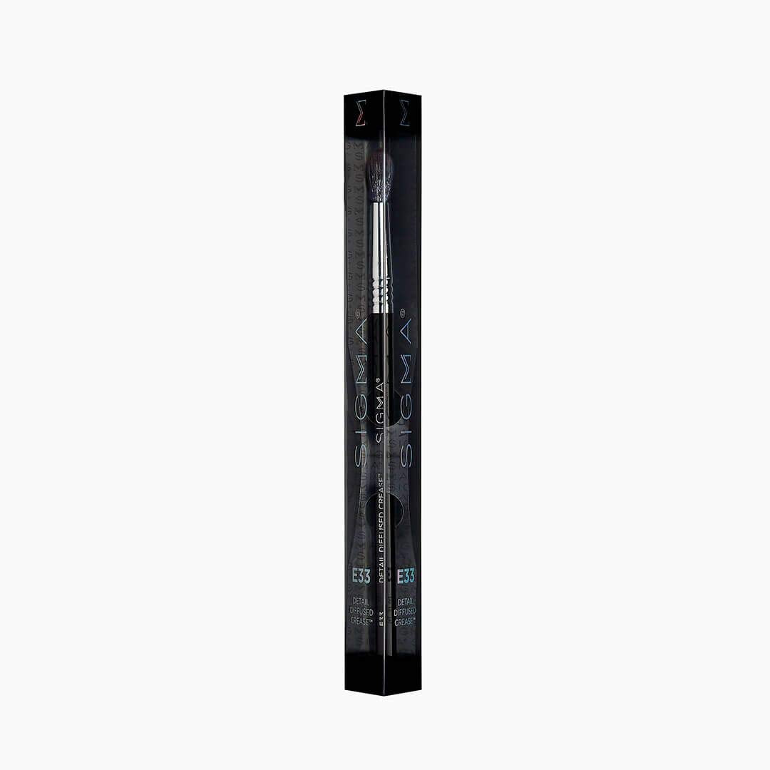 Sigma Beauty E33 Detail Diffused Crease™ Brush