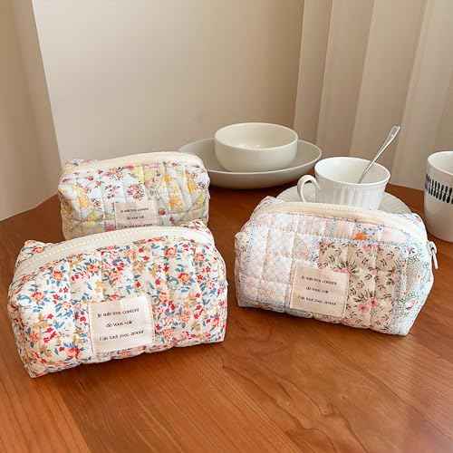 2 Pieces Floral Makeup Bag, Cute Travel Quilted Pouch Cosmetic Bag Organizer, Small Cotton Coquette Aesthetic Purse Toiletry Bag for Women Girls accessories (Blue Flower-2PCS)