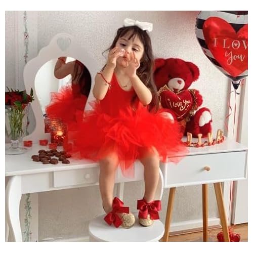 MISS NELLA CHRISTMAS SPARKLE- Peel Off, Odour Free, Water Base & Safe for kids nail polish pack of 3- green (glitter), red & gold (glitter)