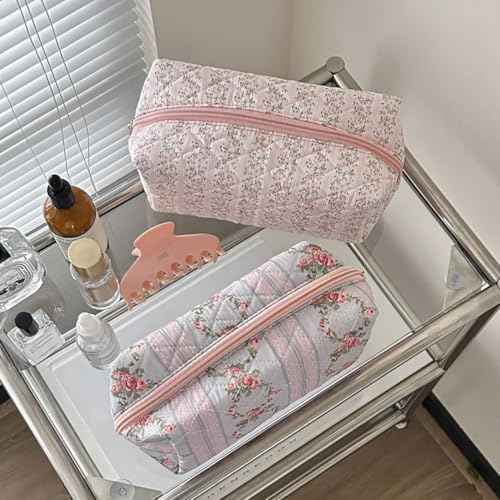 Floral Make Up Bag Coquette Cosmetic Bag Quilted Makeup Bag for Women Portable Toiletry Bag Travel (pink)