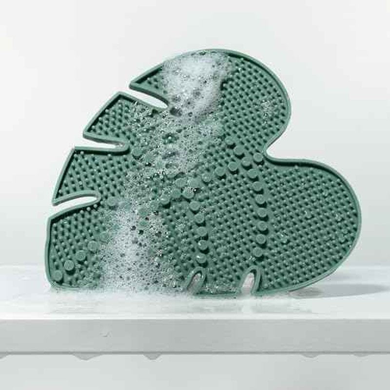 EcoTools Makeup Brush Cleansing Pad, Brush Cleaner Mat For Deep Cleaning Tools, Use With Makeup Brush Shampoo, 100% Silicone, Easy To Clean, Features Suction Cup For Easy Usage, Cruelty-Free, 1 Count