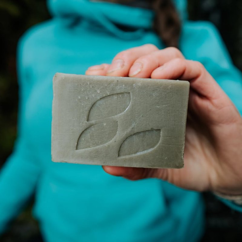 Alaska Glacial Mineral Clay Bar Soap for Men & Women, Goat Milk Natural Soap Bar, Face Body Shampoo Shave Soap, Body Soap Bars for Sensitive Skin, Essential Oils Cold Process - Thieves Blend, 2 Pack