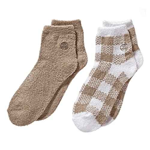 Earth Therapeutics Aloe Vera Socks ? Infused with Natural Aloe Vera & Vitamin E ? Helps Dry Feet, Cracked Heels, Calluses, Dead Skin ? Use with Your Favorite Lotions ? Tan Plaid (2 Pairs)