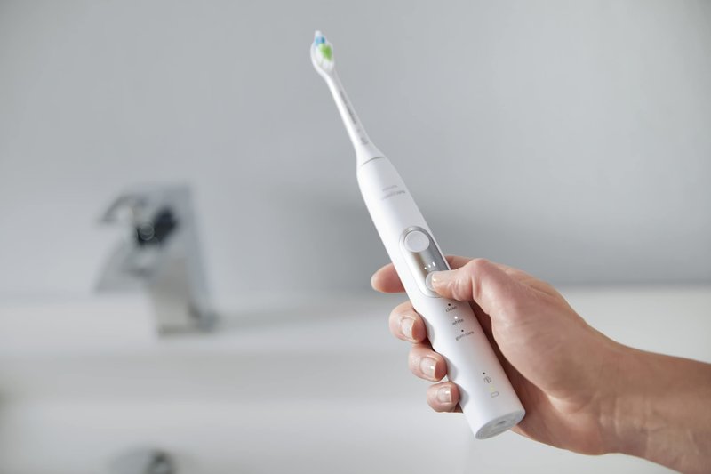 Philips Sonicare ProtectiveClean 6500 Rechargeable Electric Toothbrush, with Pressure Sensor, 3 Cleaning Modes, SmarTimer and QuadPacer, 14-Day Battery Life, Charging Travel Case, White, HX6462/05