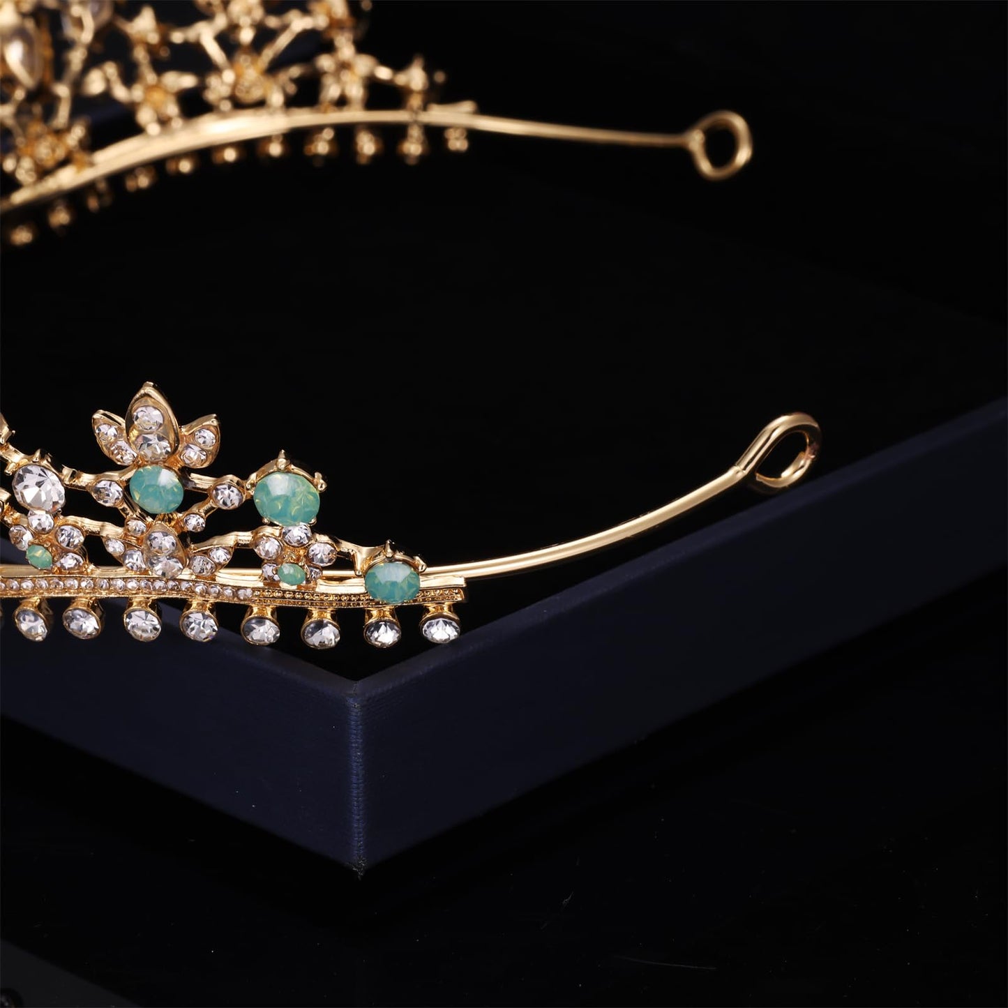 Kamirola - Queen Crown and Tiara Princess Crown for Women and Girls Crystal Headbands for Bridal, Wedding Gothic Halloween Costumes for Women Prom Christmas Halloween Birthday Prom Pageant