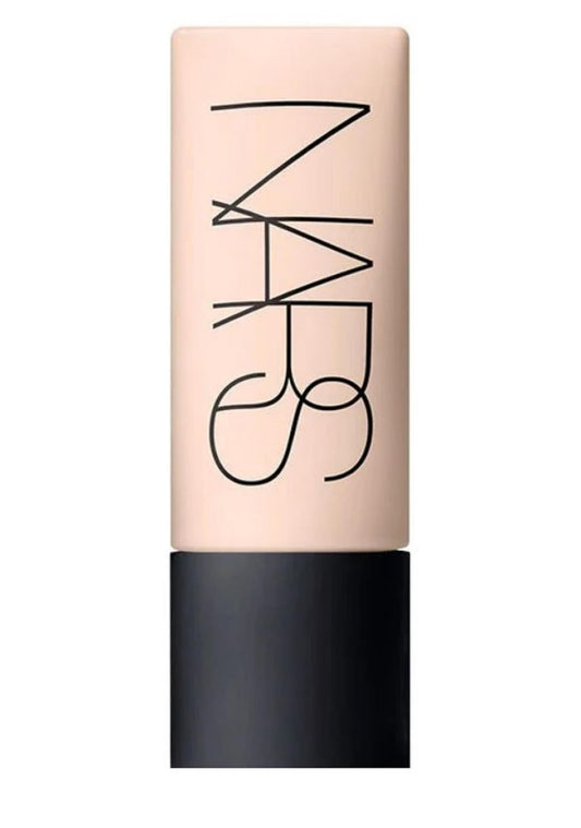 Soft Matte Complete Foundation - L1 OSLO by NARS for Women - 1.5 oz Foundation, Cranberry
