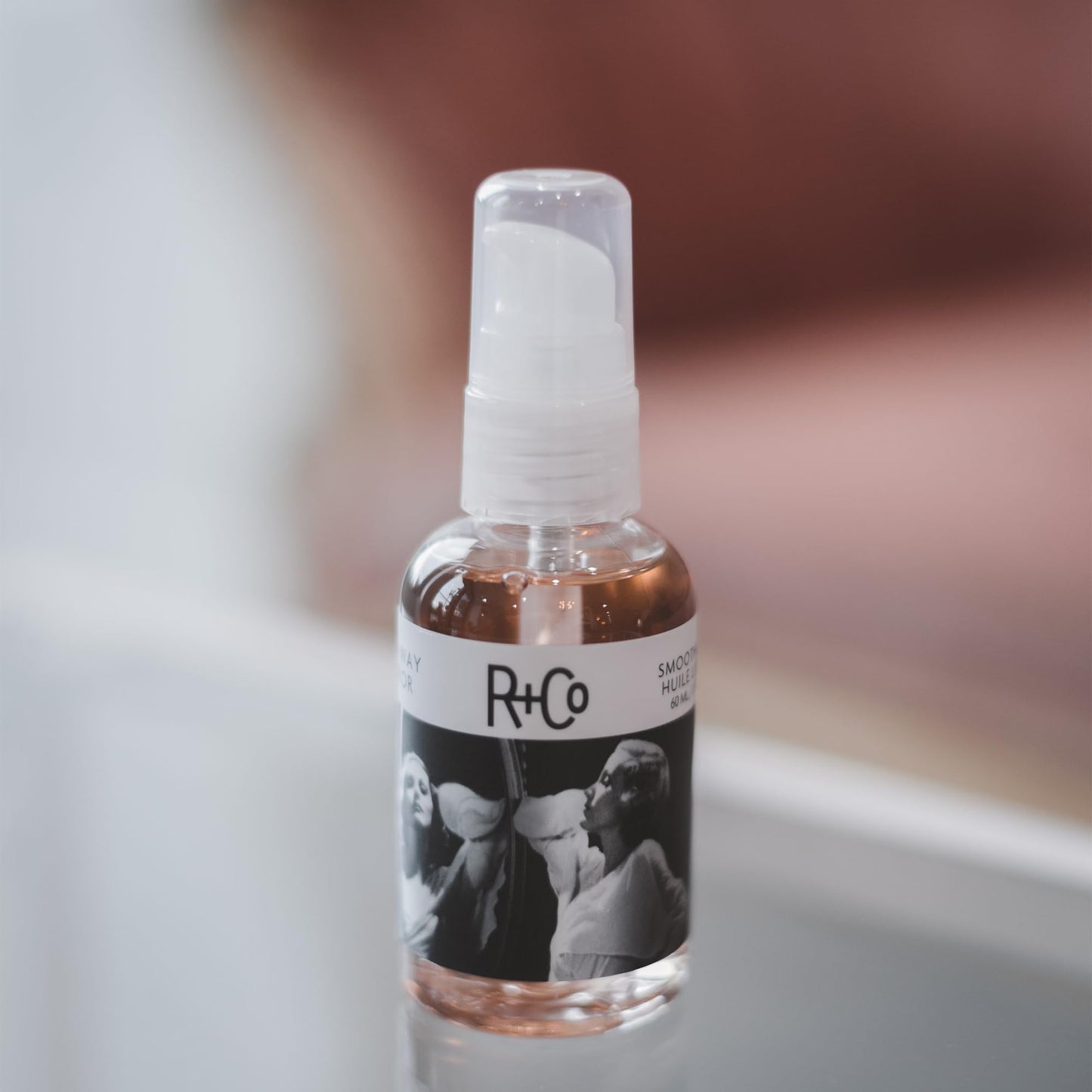 R+Co Two Way Mirror Smoothing Oil 60 ml / 2 oz