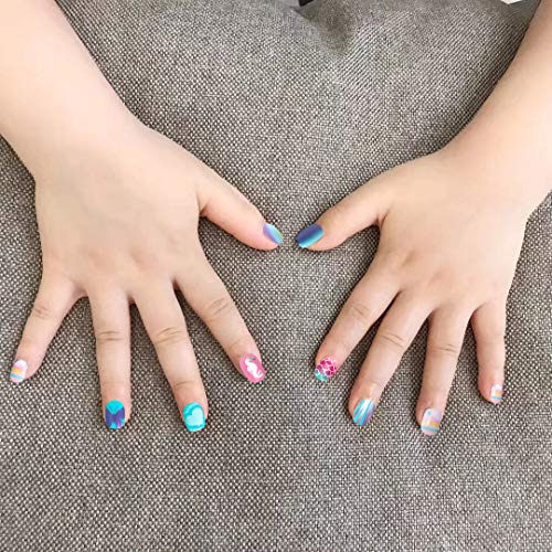 SIUSIO 120Pcs 5 Pack Children Acrylic Fake Nails Press on Pre-glue Full Cover Glitter Gradient Color Short False Nail Art Kits Sets Great Christmas Gift for Kids Little Girls - Mermaid Beach