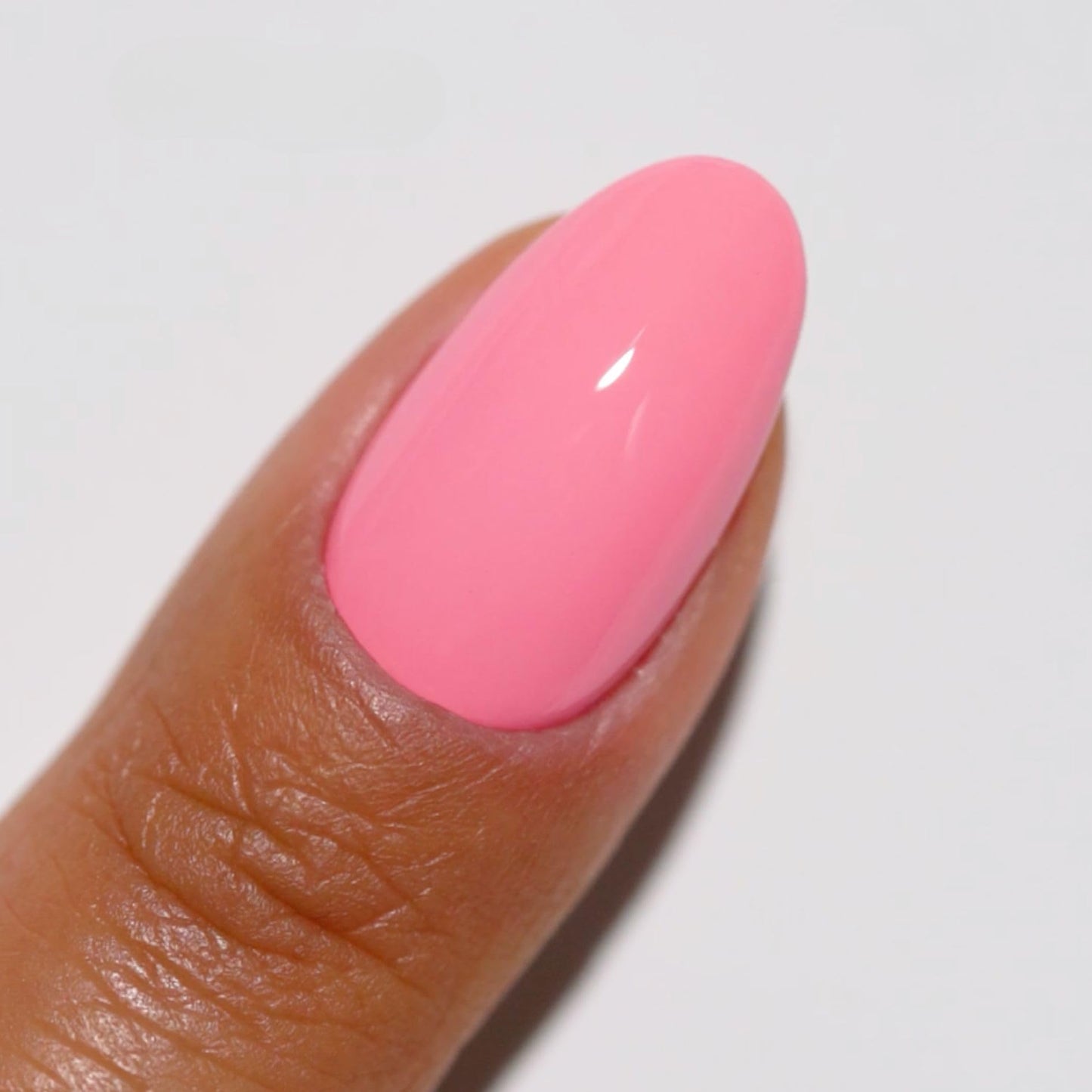 DND Diva Gel Polish Set, Soda Poppin Collection, UV/LED Gel Polish and Air Dry Nail Lacquer, Matching Chip-Free Polish Duo, 141 Classical Pink, 0.5 Fl Oz