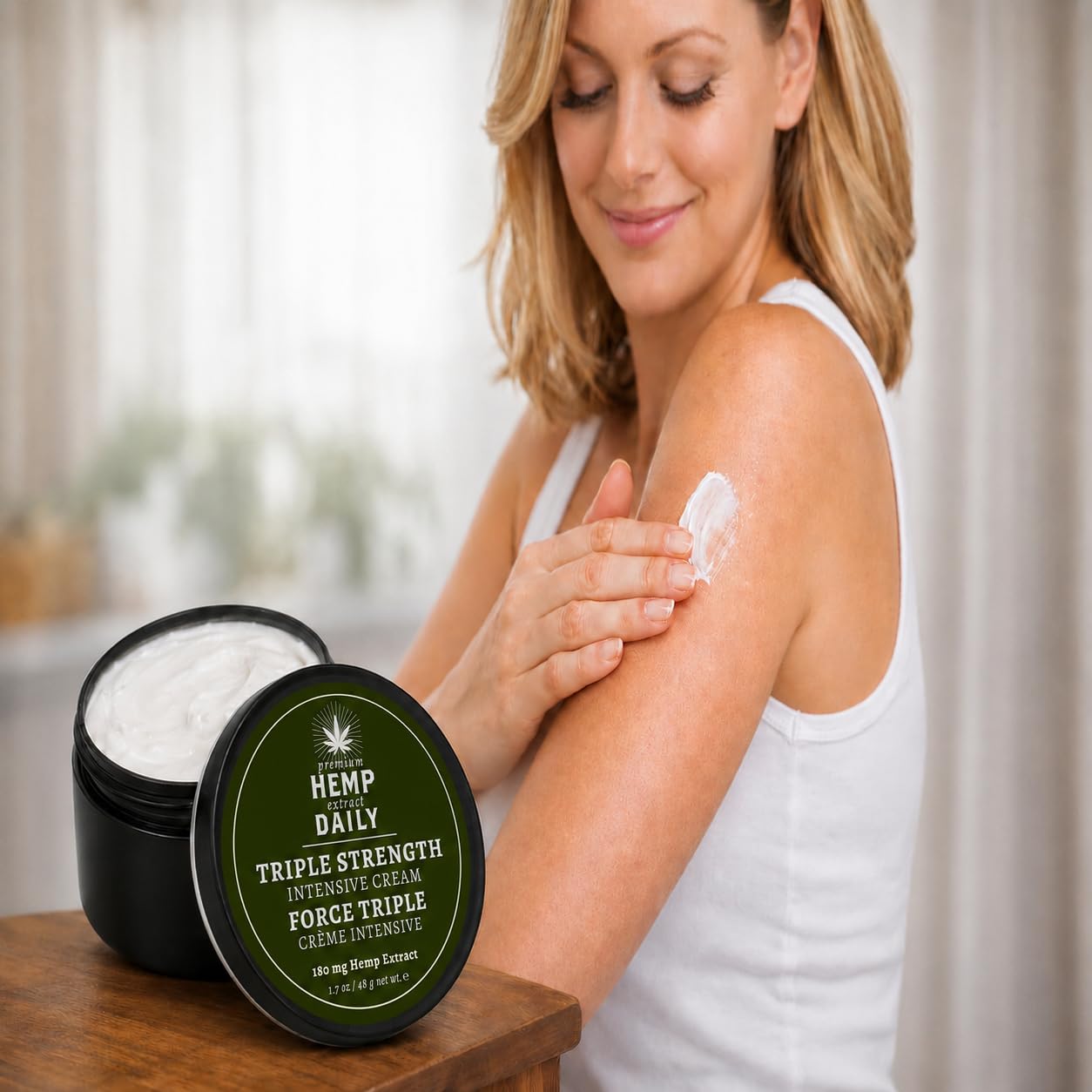Premium Hemp Extract Daily Triple Moisturizing Cream - Essential Oils and Moisturizer - Vegan, Organic Ingredients - Classic Mint, 1.70 oz - Single
