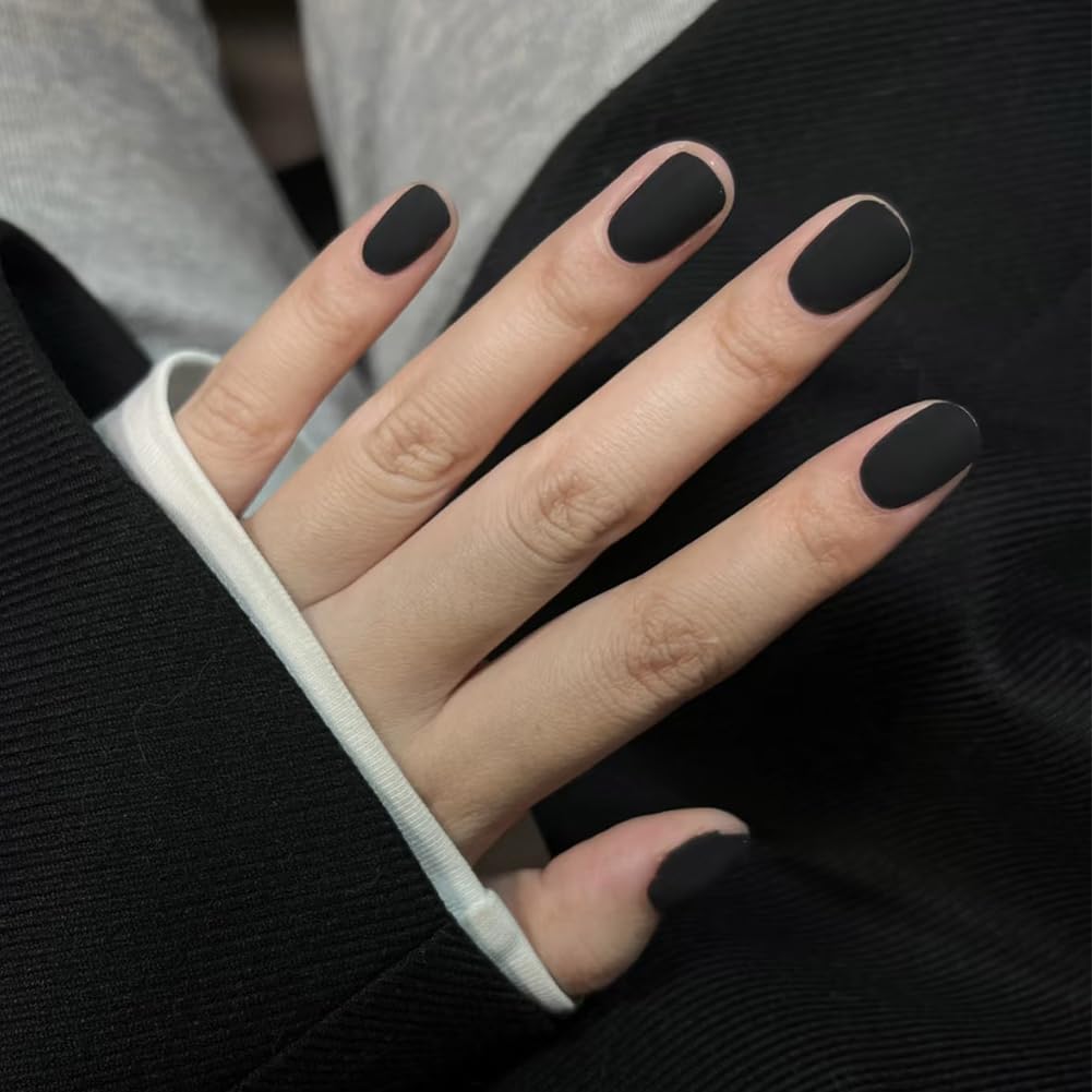 COSMOO Matte Black Nail Polish Air Dry, Quick Dry Dark Lacquer Nail Art Varnish, Velvet Mist Effect Matte Finish Nails Polish for Ladies, 0.41 fl oz