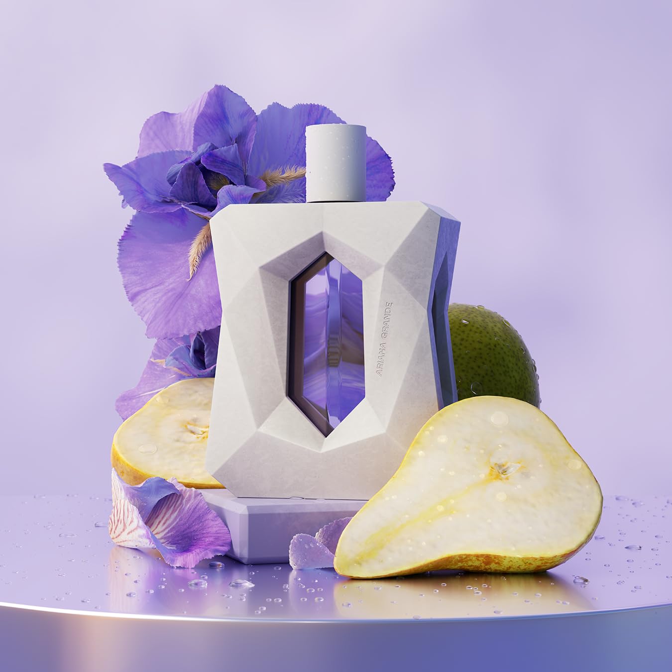 Ariana Grande God is a Woman Eau de Parfum – Fruity Musk Fragrance for Women – Women's Perfume with Notes of Orris, Pear, Vanilla & Cedarwood – 1 Fl Oz