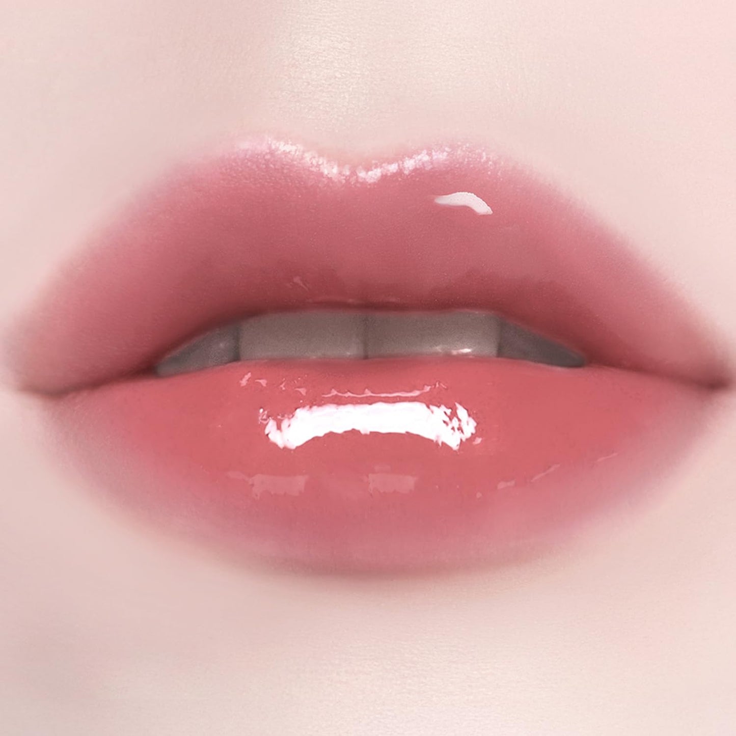DINTO (Peter & Wendy Collection Deep-Kissed Plumping Lip Enamel - Glitter Lip Gloss, High Shine, Cooling Plumping, Long-Lasting, Vegan & Cruelty-Free (152 Clock Tower, 4ml)