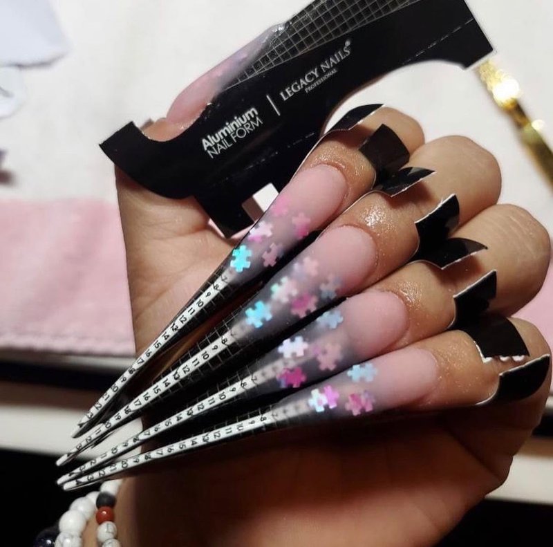Legacy Nails 300PCS Aluminium Nail Sculpting Forms - Acrylic & UV Gel Extension Tips - Number Line for Nail Lengthening - Extra Large Scale