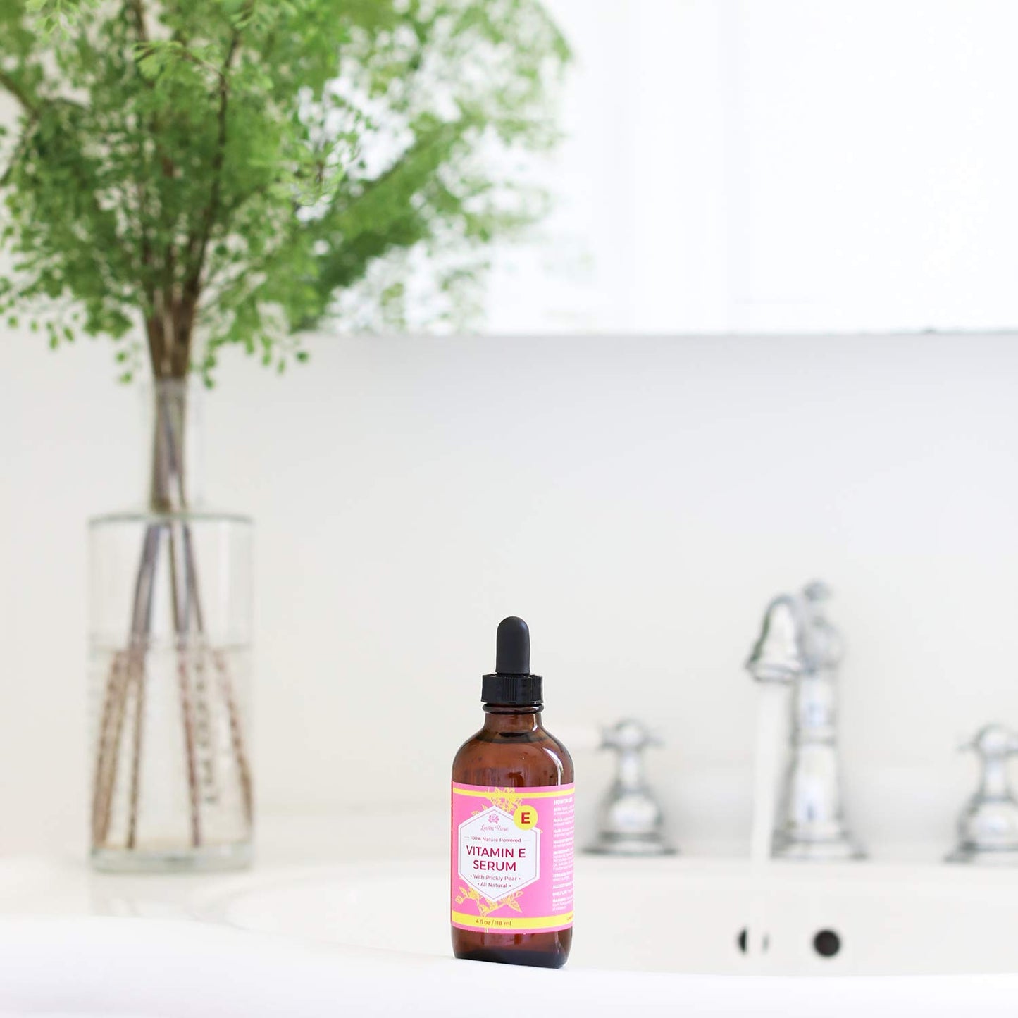 Leven Rose Vitamin E Oil Serum for Face and Skin, 4 fl oz Hydrating Serum Moisturizer, Multi Use Body Hair and Nail Oil
