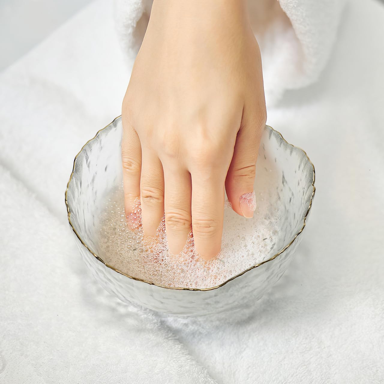Beavorty Pedicure Bowl 1Pcs Glass Nail Soaking Bowl Nail Art Remover Soak Soaker Manicure Soaking Bowl Nail Salon Bath Bowl for Fingernail Toenail Caring Polish Removal Manicure Bowl