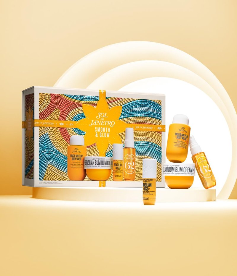 Sol de Janeiro Gift Set - Smooth & Glow Body Routine | Travel Size Bum Bum Minis including Bum Bum Cream, Brazilian Play Body Wash, Cheirosa 62 Mist, and Brazilian Kiss Lip Balm