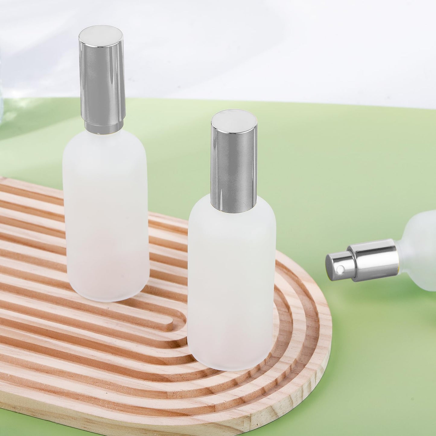 Gabotrie 30 Pcs Glass Spray Bottle, 3.4 oz/100 ml Frosted Glass Spray Bottles, Perfume Empty Bottles, Refillable Container for Perfume, Clear Bottle with Sliver Fine Mist Sprayer for Face Body Travel