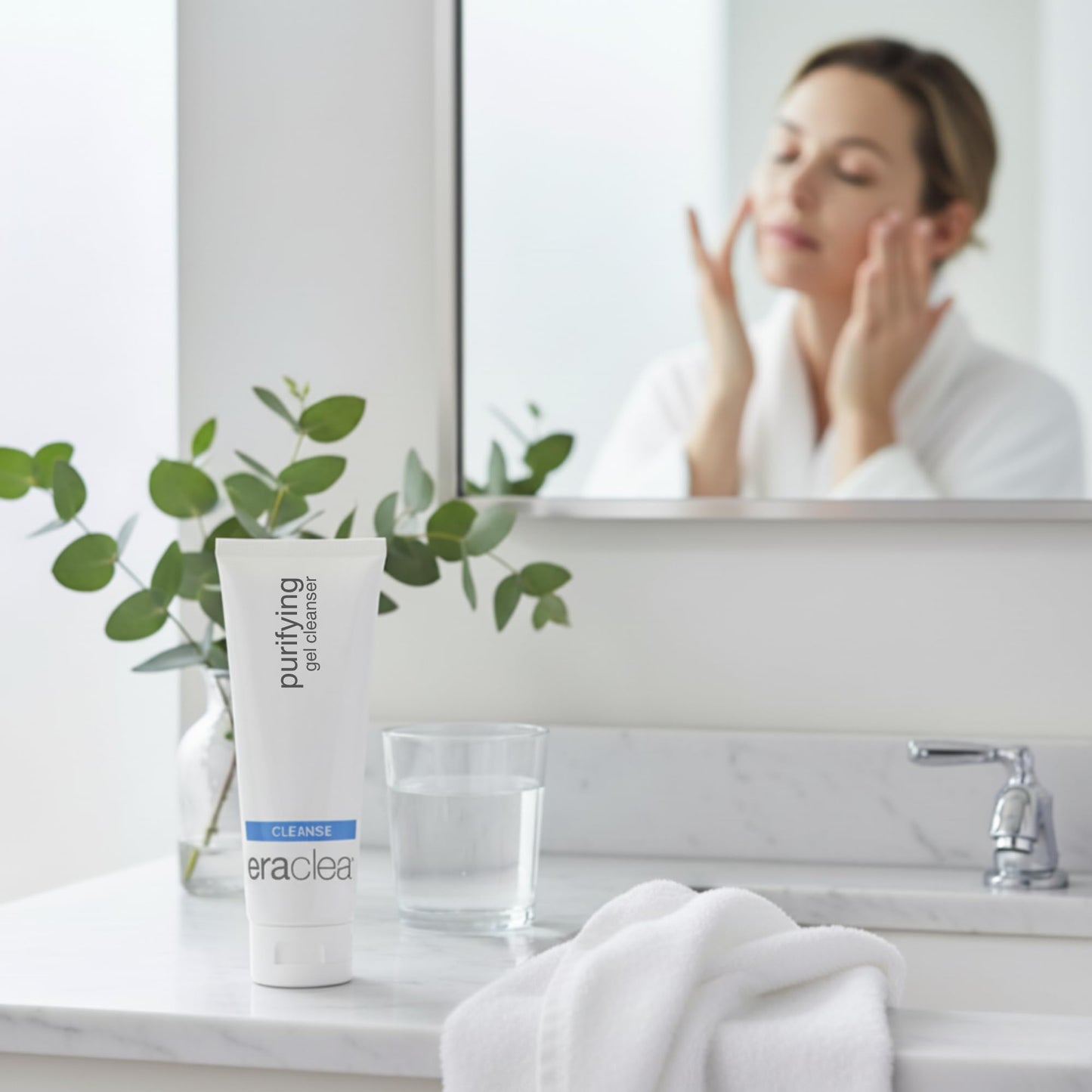 eraclea Purifying Gel Cleanser with Hyaluronic Acid and Aloe (4 fl oz)