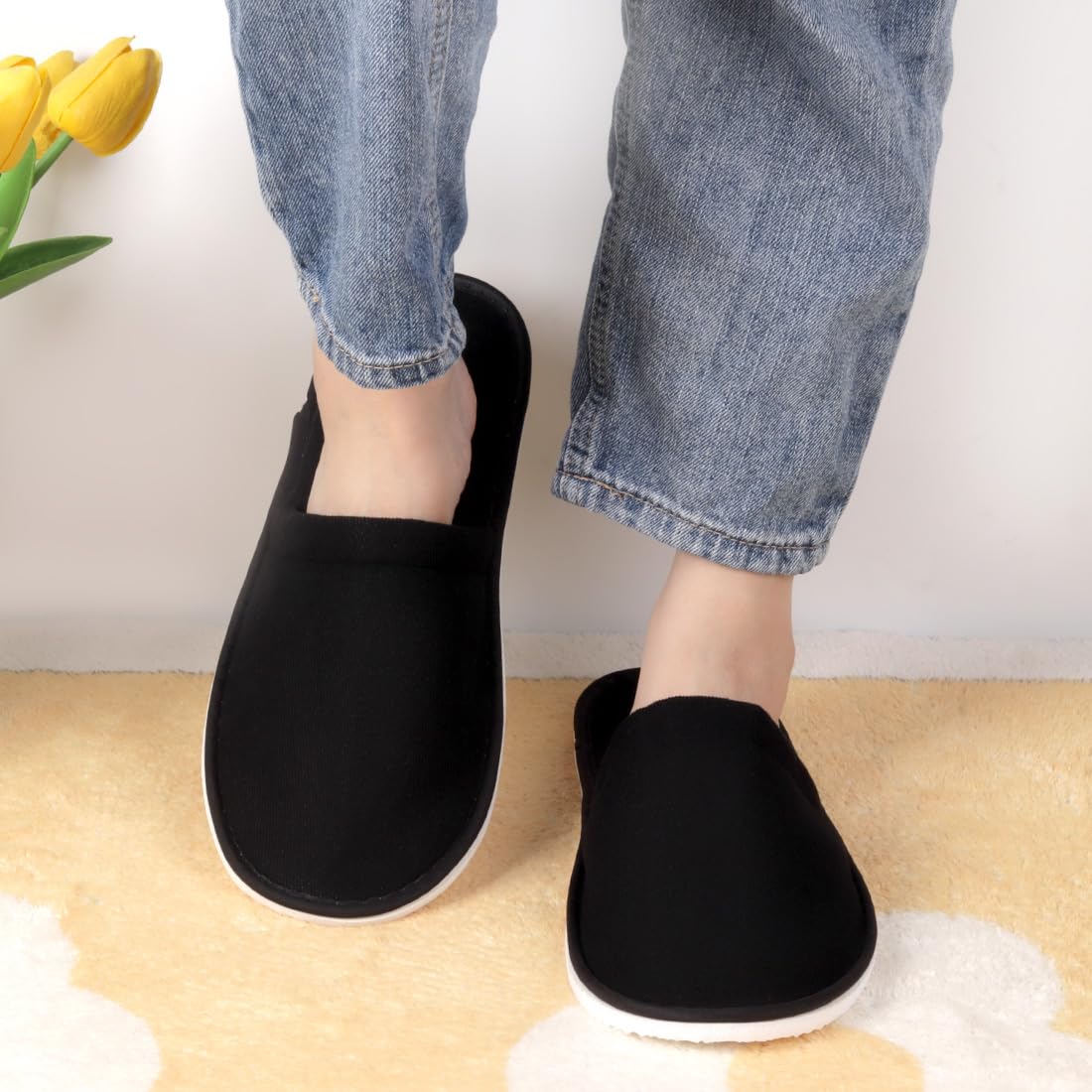 Yeios 20 Pairs Disposable Slippers for Guests Hotel Slippers Non-slip Washable Bulk for Spa House Travel for Adult for Men and Women Light Gray and Black