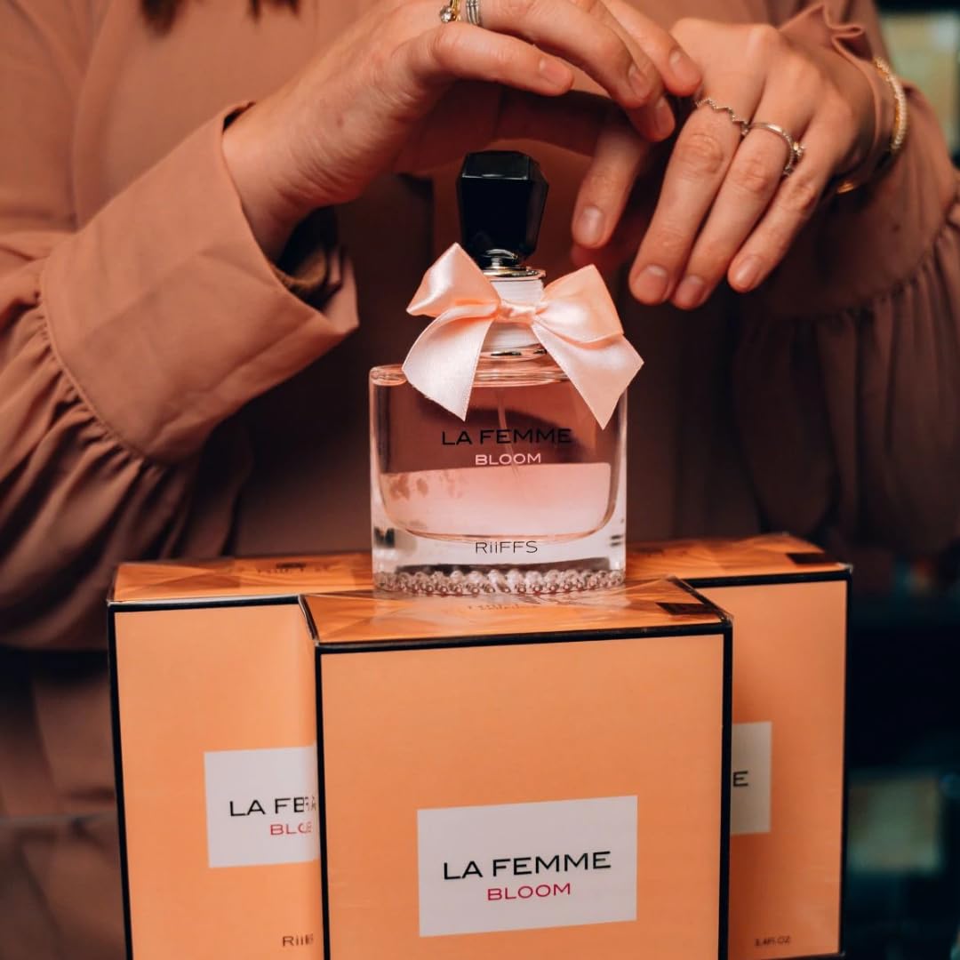La Femme Bloom by Riiffs Eau De Parfum Spray 3.4 oz Women