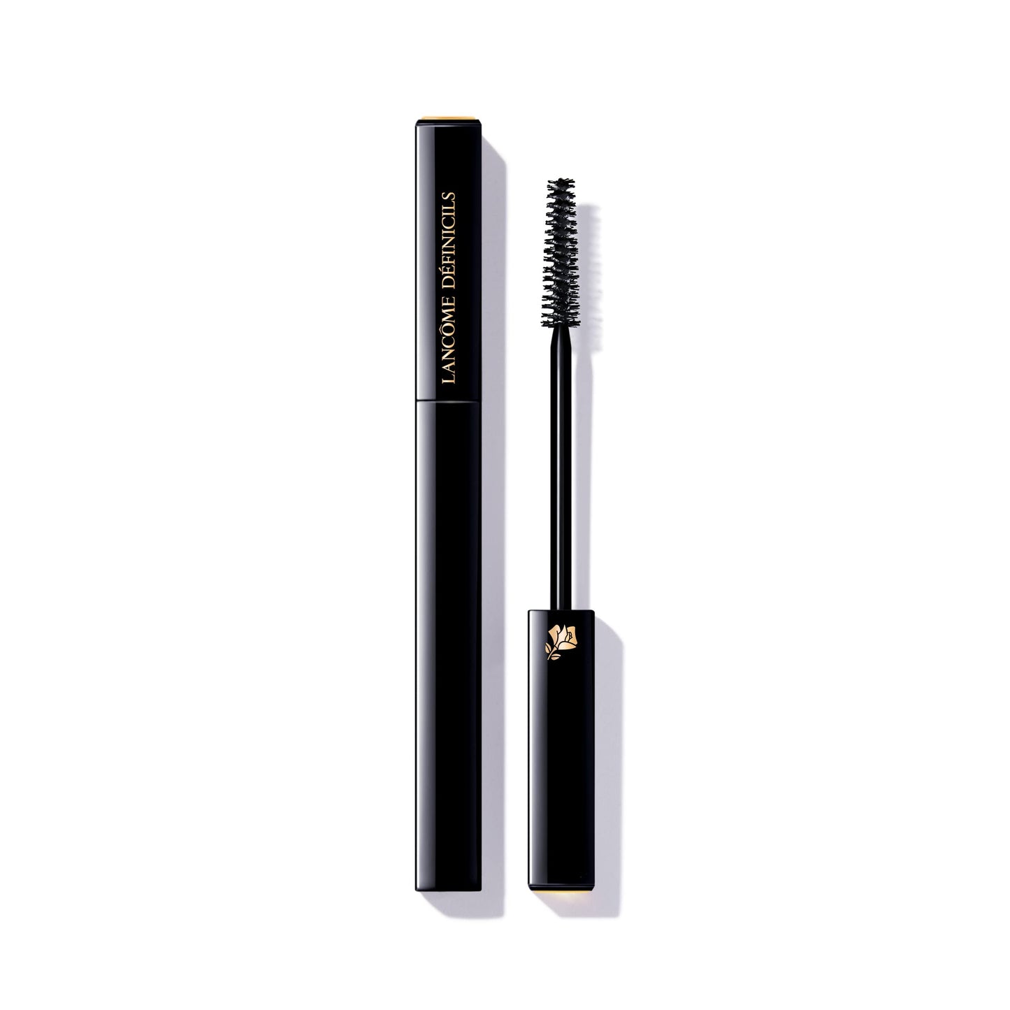 Lancôme Définicils Defining & Lengthening Mascara – Lengthen & Define Lashes – Vitamin B5 Enriched – Smudge and Clump-Free, Non-Flaking Formula – Gentle for Sensitive Eyes – Black Mascara