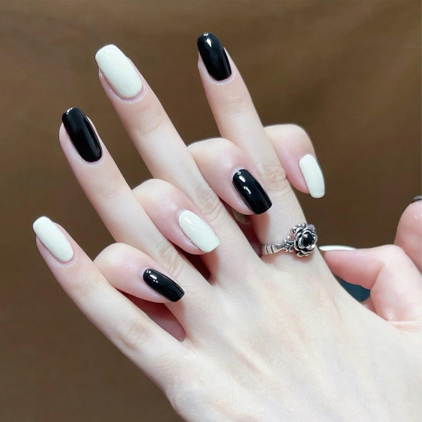COSMOO White and Black 2pcs Nail Polish, 12ml Quick Dry Nail Lacquer, Super Lustrous Nail Enamel Polish, Shimmer Iridescent Ultrachrome Nail Art Varnish, 0.41 fl oz/pcs (Black + White)