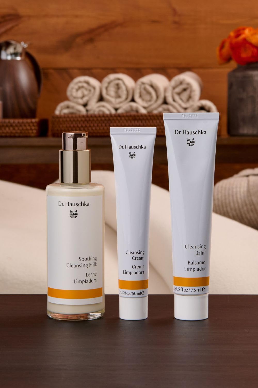 Dr. Hauschka Soothing Cleansing Milk