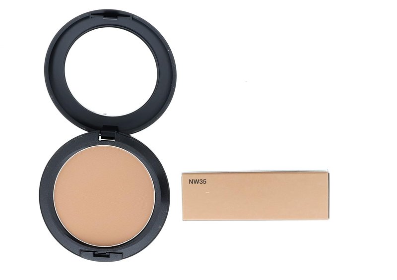 MAC Studio Fix Powder Foundation - Full Coverage, Lightweight - NW35, 15g (0.52 Fl Oz)