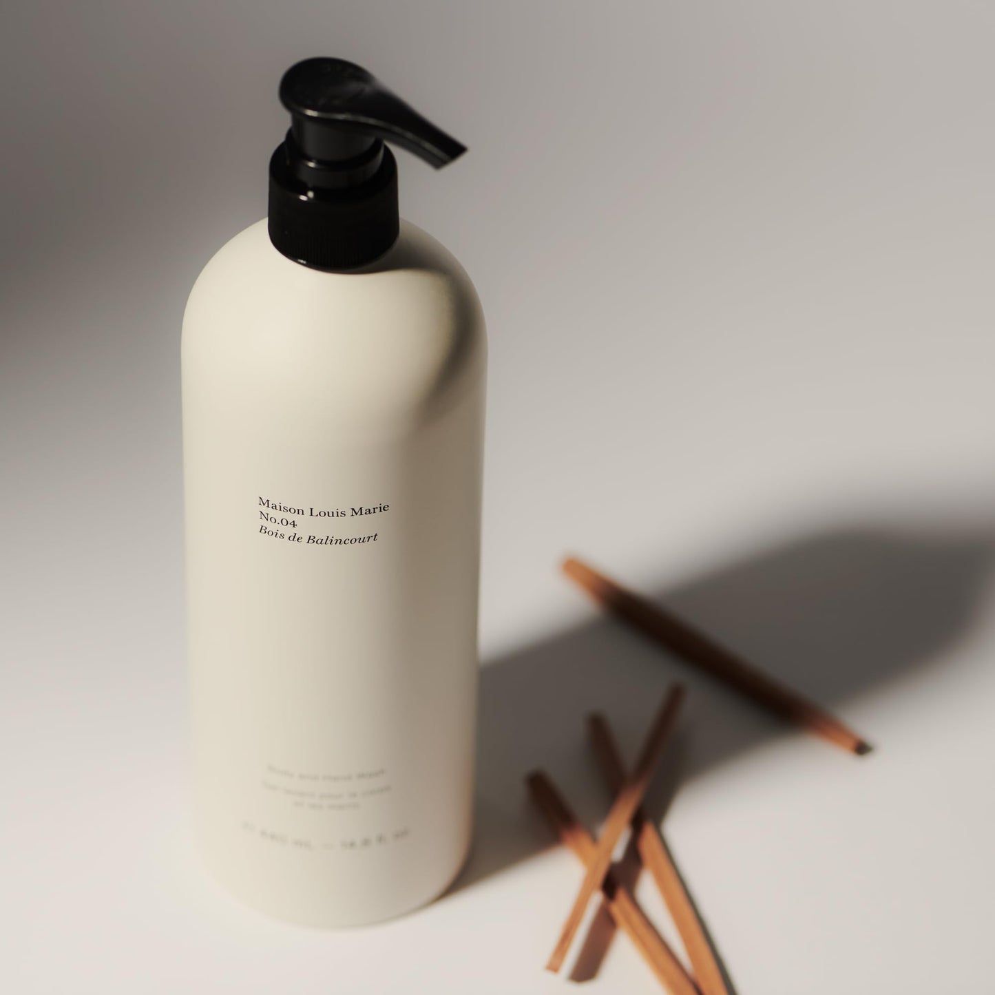 Maison Louis Marie - No.04 Bois de Balincourt Natural Body + Hand Wash | Luxury Clean Beauty + Non-Toxic Fragrance (14.8 fl oz | 440 ml)