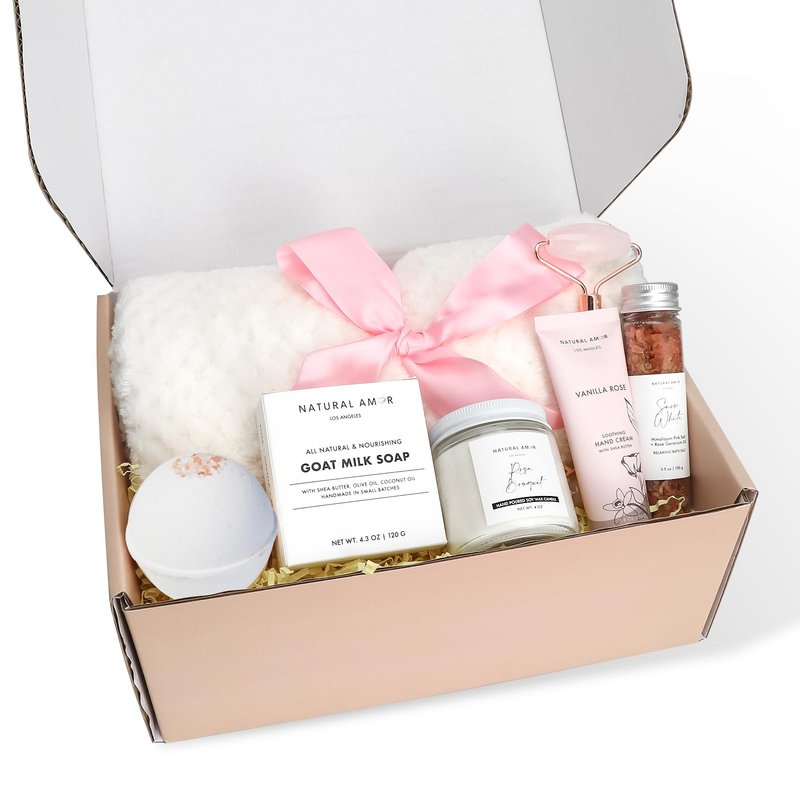 Natural Amor Spa Gifts for Women,Luxurious Rose Scent Bath gift for her, 6pc Bath & Body gift including Soap Bar, Bath Bomb, Bath Salt