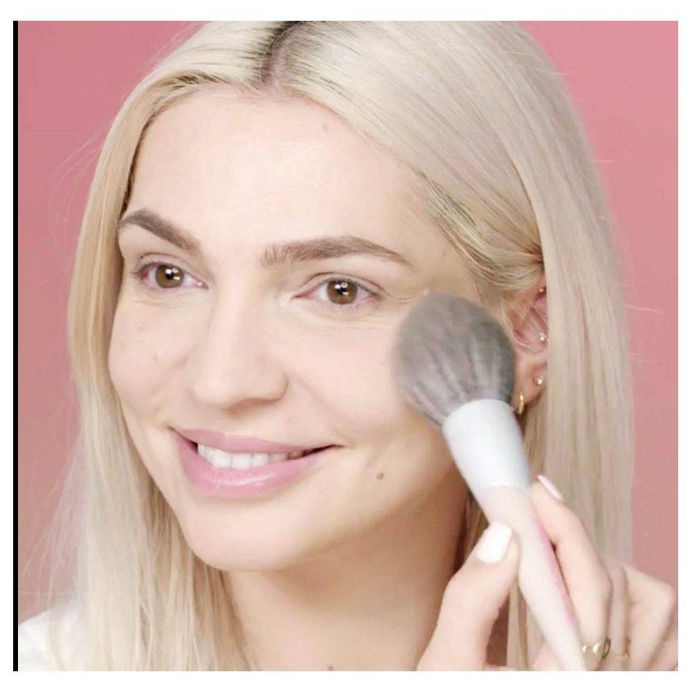 beautyblender BIG BOSS Makeup Powder Brush & Cooling Roller for Blush, Bronzer and Foundation. Vegan, Cruelty Free and Made in the USA
